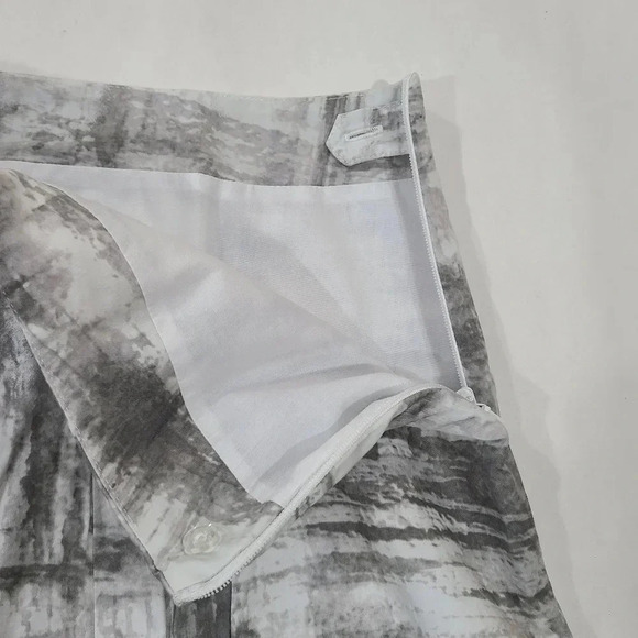 Chico's Size 3 L/XL Gray White Flare Pleated Skirt Zip Up 100% Cotton Women's - Picture 5 of 6